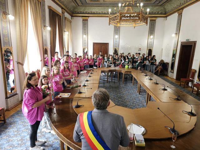 Marsul absolventilor de la Colegiul Gura Humorului, foto George Boicu Budu  (2)