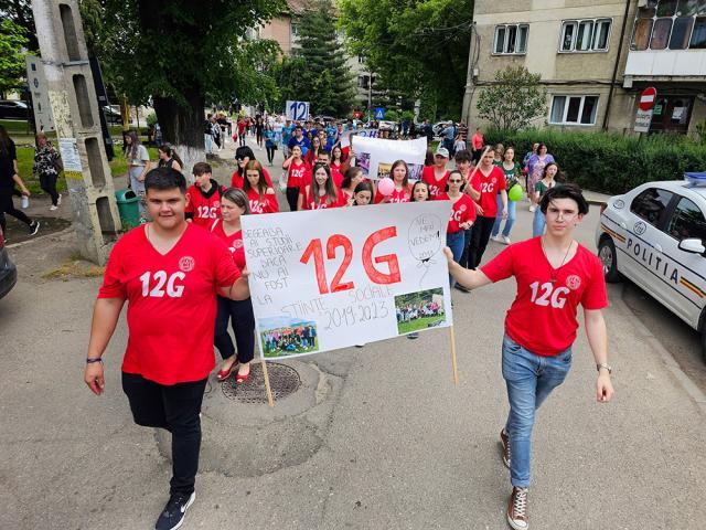 Marsul absolvenților de la Colegiul Gura Humorului, foto George Boicu Budu