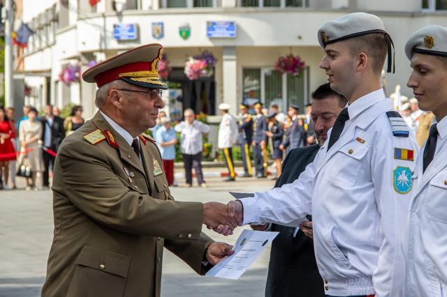 Premii, recunoștință și emoții pentru cei 119 absolvenți ai Colegiului Militar „Ștefan cel Mare”