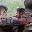 A căzut tractorul peste el în timp ce muncea la câmp