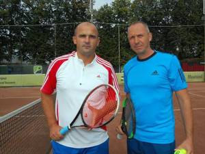 Mihai Pânzaru şi Florin Dumbravă Popovici sunt adversari vechi pe terenul de tenis