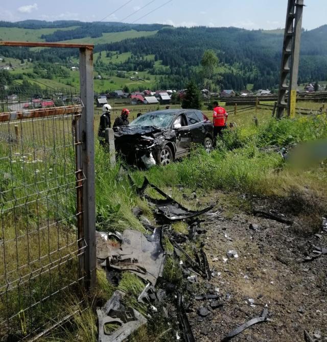 Accident cu cinci răniți în zona Pasului Mestecăniș