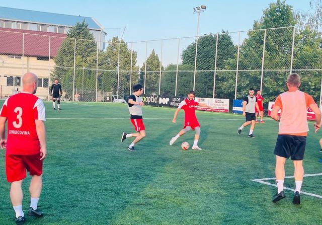 Meciurile din Liga Companiilor se joacă la Civica Sport Center