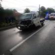 Accident cu 11 victime, între o autoutilitară şi două autoturisme, pe E85