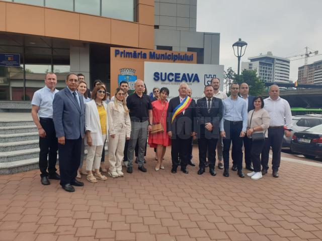 Delegațiile primăriilor partenere cu Suceava, primite de primarul Ion Lungu la sediul municipalității