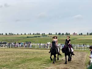 Spectacolul hipic de la Centrul de echitație Equestrian Dreams