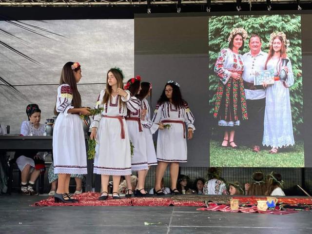 „Regine”, „Prințese”, „Grupuri tradiționale”, premiate la Festivalul Național „Regina Sânzienelor”, ediția a IX-a