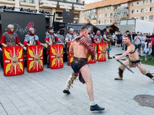 Soldatii romani si luptele de gladiatori i-au incantat pe suceveni