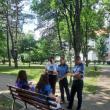 Muncă de informare a polițiștilor la Zilele Rădăuțiului