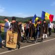 Câteva sute de credincioși au mers în pelerinaj spre Mănăstirea Putna