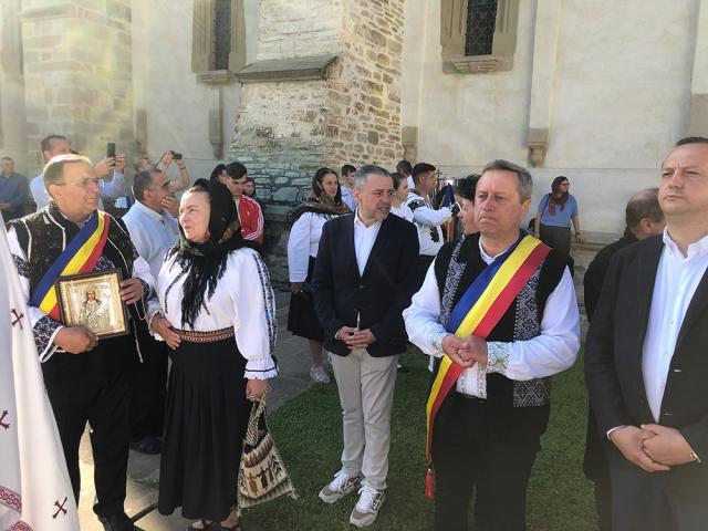 Mii de credincioși au participat la marea sărbătoare a Sf. Voievod Ștefan cel Mare de la Putna