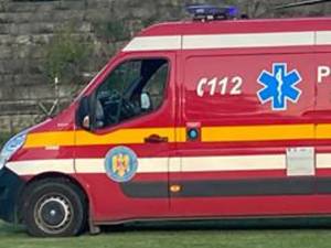 Bărbatul a fost preluat de o ambulanță SMURD în stare gravă