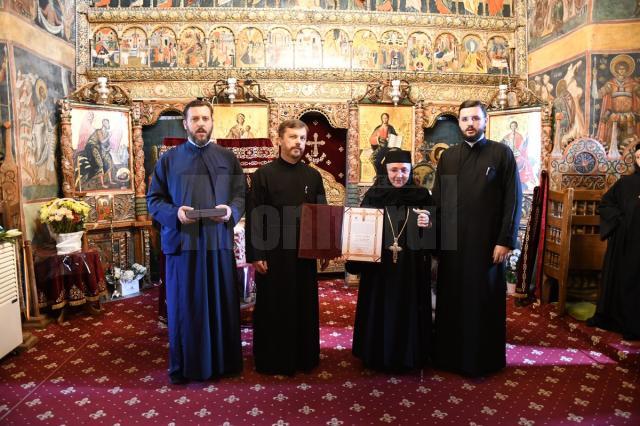 Stavrofora Gabriela Platon, stareţa Mănăstirii Voroneţ, a primit Ordinul „Crucea Bucovinei”, Foto: Constantin Ciofu