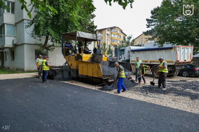 Lucrări de modernizare stradală, cu parcări de reședință și amenajare de spații verzi, în zona Pieței George Enescu