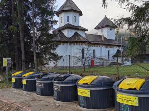 Colectarea selectivă a deșeurilor se face la Broșteni ca în marile orașe europene