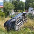 Autoturism răsturnat, la Șcheia, după un accident în care a fost implicat și un motostivuitor