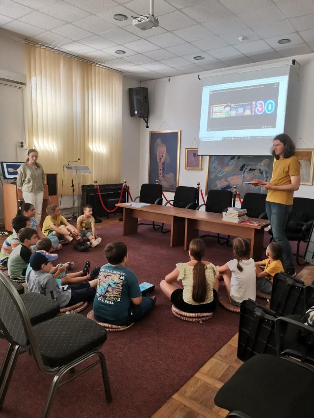 Programul „Bibliovacanța” pentru copii, în plină desfășurare la Biblioteca Bucovinei