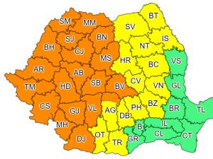 Cod galben și portocaliu de furtuni, pe fondul instabilității atmosferice, în aproape întreaga țară