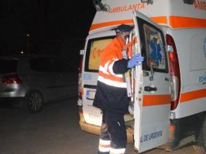 La fața locului au mers două echipaje de ambulanță