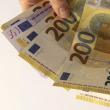 Indivizii care au cerut 50.000 euro pentru a rezolva un dosar rămân în spatele gratiilor