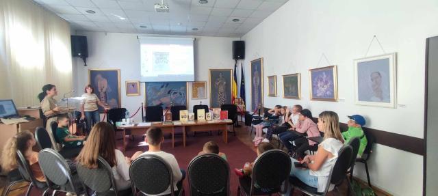 „O porție de cultură” pentru copiii înscriși la Clubul deschis la Biblioteca Bucovinei