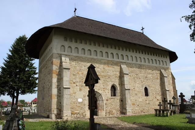 Biserica „Înălțarea Sfintei Cruci” din Volovăț, jud. Suceava – Mărturii arheologice