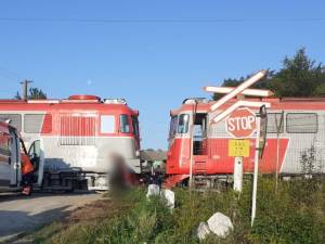 Accident mortal după ce o mașină a intrat în fața unui tren de marfă, la Vicșani