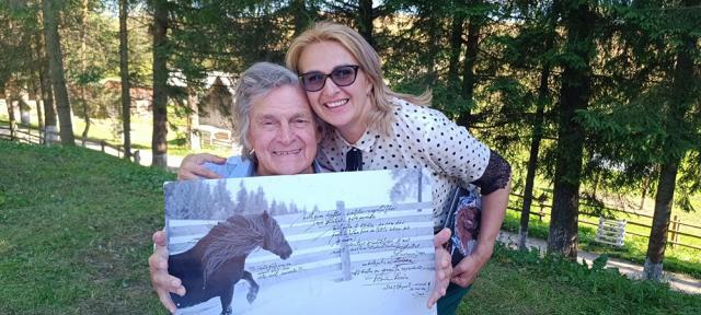 Florin Piersic, revenit la Herghelia Lucina la 50 de ani de când a filmat acolo Frații Jderi