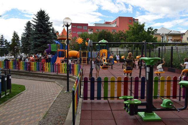 A fost deschis Parcul „Prefecturii” din Fălticeni