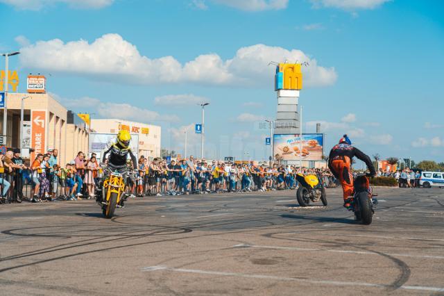 Spectacolul moto din cadrul Bucovina Motor Fest va avea loc sambata, la Iulius Mall Suceava 01