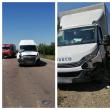 Două autoutilitare Iveco și Opel au intrat în coliziune cu un al treilea autoturism, marca Audi