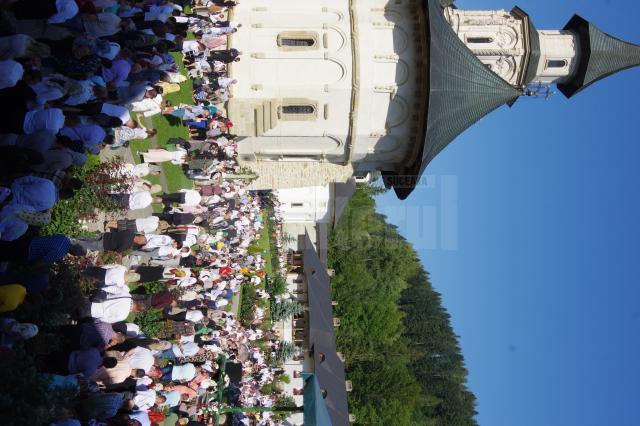 Sărbătoarea Adormirea Maicii Domnului la hramul Mănăstirii Putna