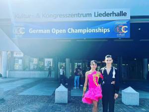 Trei cupluri de dansatori suceveni au participat săptămâna trecută la “German Open Championship”, la Stuttgart