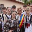 Primarul comunei Baia, Maria Tomescu, și deputatul Gheorghe Șoldan au premiat 86 de elevi din această comună cu rezultate foarte bune la învățătură