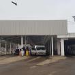 Turnarea unui strat de beton în PTF Siret a dus la blocarea sensului de ieșire din țară