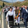 Ion Lungu, prezent la a 51-a ediție a evenimentului „Hora de la Prislop”, alături de președintele Senatului și al PNL, Nicolae Ciucă și de președintele CJ, Gheorghe Flutur 2