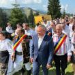 Ion Lungu, prezent la a 51-a ediție a evenimentului „Hora de la Prislop”, alături de președintele Senatului și al PNL, Nicolae Ciucă, și de președintele CJ, Gheorghe Flutur