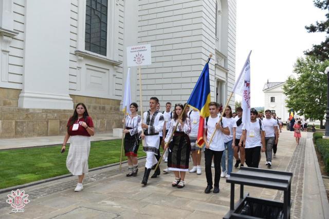 Zeci de suceveni, mulți membri ai ATOS, au participat la întâlnirea tinerilor ortodocși din Moldova, la Iași