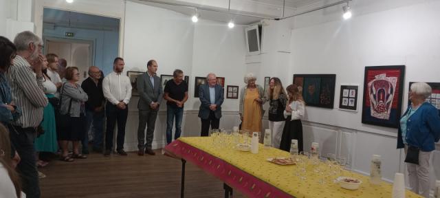 Creații ale Anei Creangă, Oana-Ruxandra Hrișcă și Mircea V. Hrișcă, expuse la Laval, în Franța