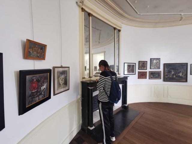 Creații ale Anei Creangă, Oana-Ruxandra Hrișcă și Mircea V. Hrișcă, expuse la Laval, în Franța