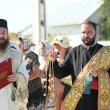 Sute de credincioși au participat la procesiunea cu moaștele Sf. Nectarie și ale Sf. Ioan Botezătorul, pe străzile comunei Arbore