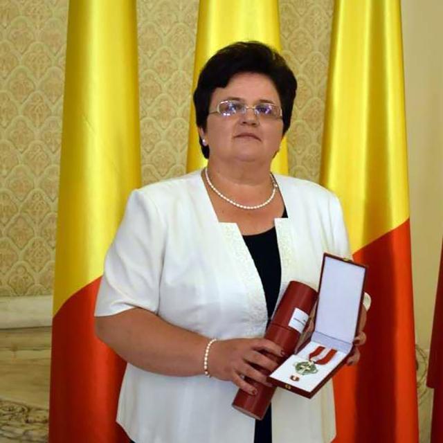 Prof. Daniela Luminița Ceredeev, profesor laureat Merito și inspector pentru disciplina religie