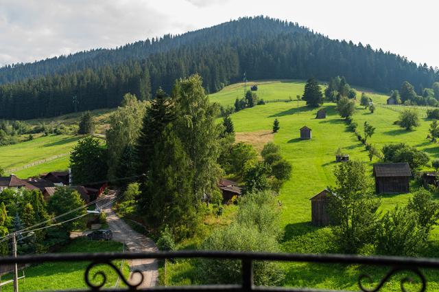 Noul complex turistic Constantin, deschis în Câmpulung Moldovenesc, la poalele masivului Rarău