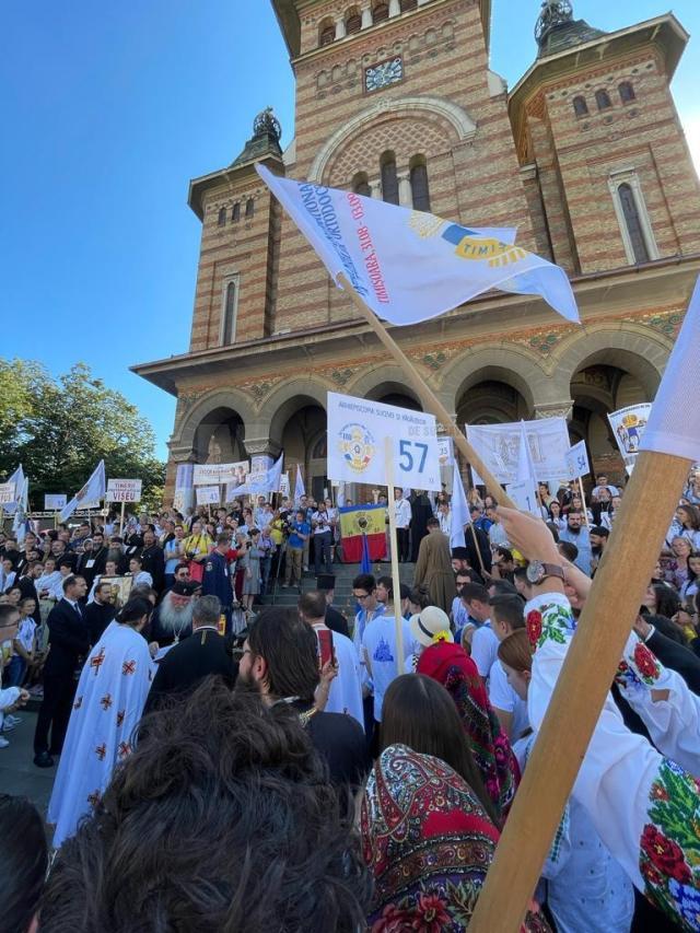 Zeci de tineri suceveni au participat recent la Întâlnirea Internațională a Tinerilor Ortodocși (ITO), la Timișoara