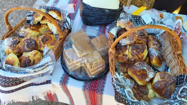 Festivalul Plăcintelor a început la Suceava, cu zeci de delicatese culinare