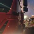 Incendiu extins de la un chioșc cu mici la acoperișul unui magazin Profi. Totul ar fi plecat de la o țigară