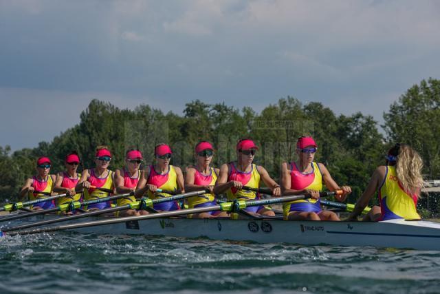 Barca feminină de 8+1 a României a cucerit titlul mondial