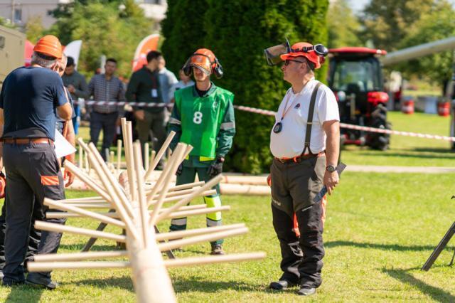 Ziua Forestierului, sărbătorită de ASFOR alături de IRUM, la 70 de ani de la înființare