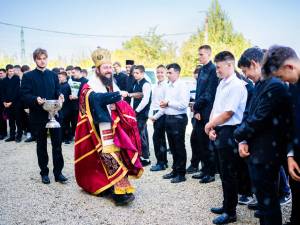 Seminarul „Mitropolit Dosoftei” Suceava – rugăciune și binecuvântare arhierească la începutul anului școlar