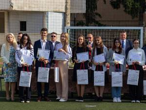 Elevi premiați la festivitatea de la colegiul rădăuțean